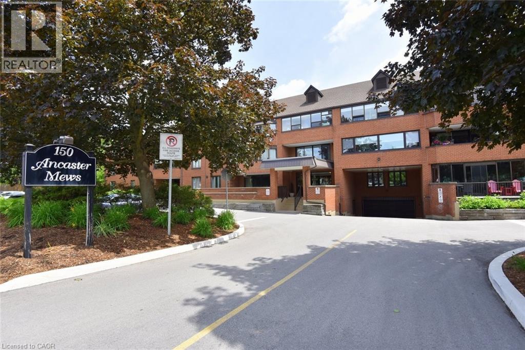 #303 150 WILSON Street West, Ancaster, Ontario, L9G4E7, Ancaster, Ontario — photo 2 of 5