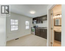 190 Lancaster Street E, Kitchener, ON N2H1N4 Photo 22