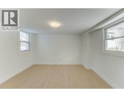 190 Lancaster Street E, Kitchener, ON N2H1N4 Photo 14