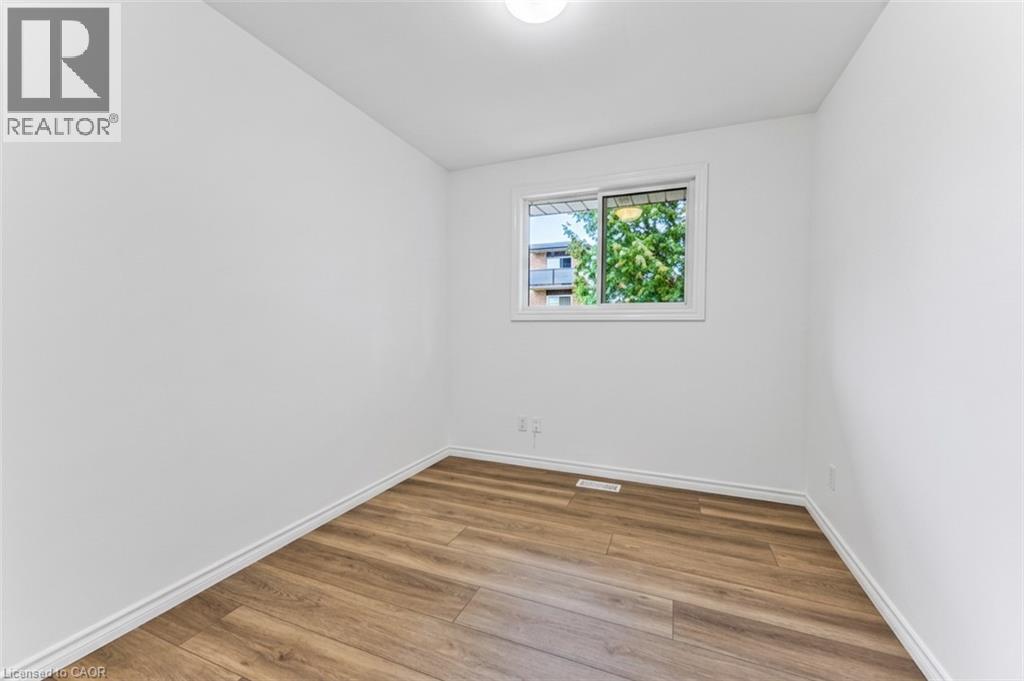 21 VICMOUNT Drive - 18