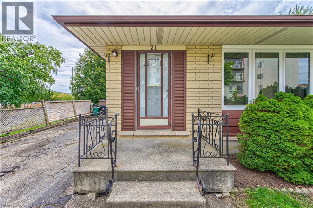 21 VICMOUNT Drive - 3