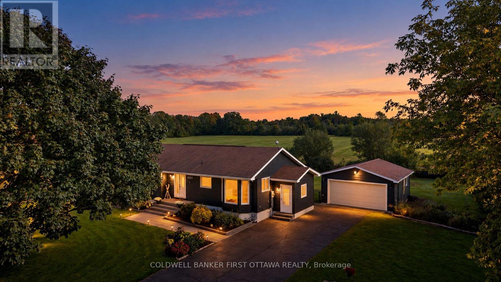 Welcome home to 1537 John Quinn Rd in Greely!