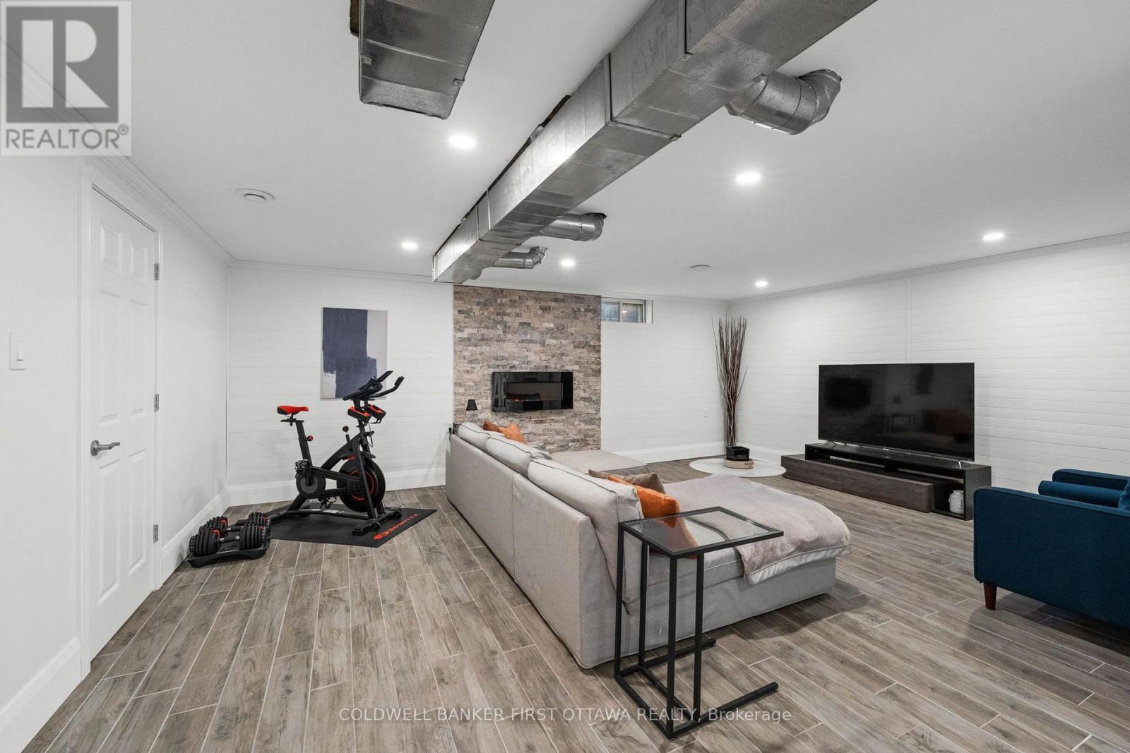 1537 JOHN QUINN ROAD - Image 30