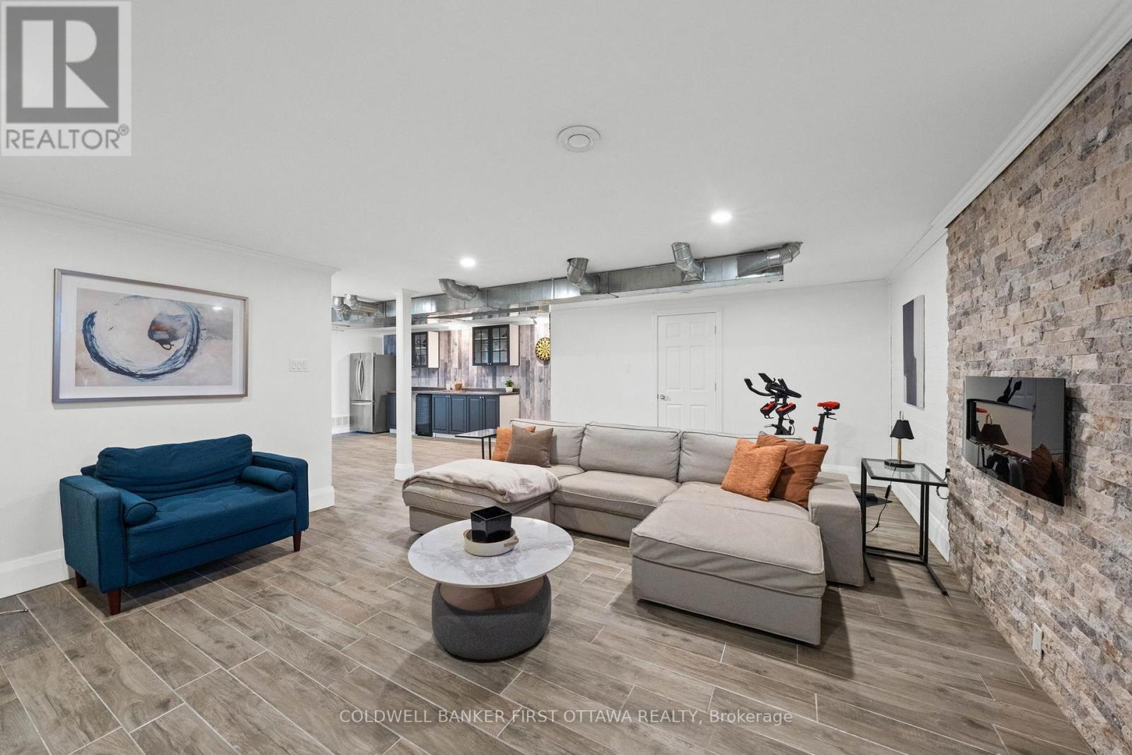 1537 JOHN QUINN ROAD - Image 32