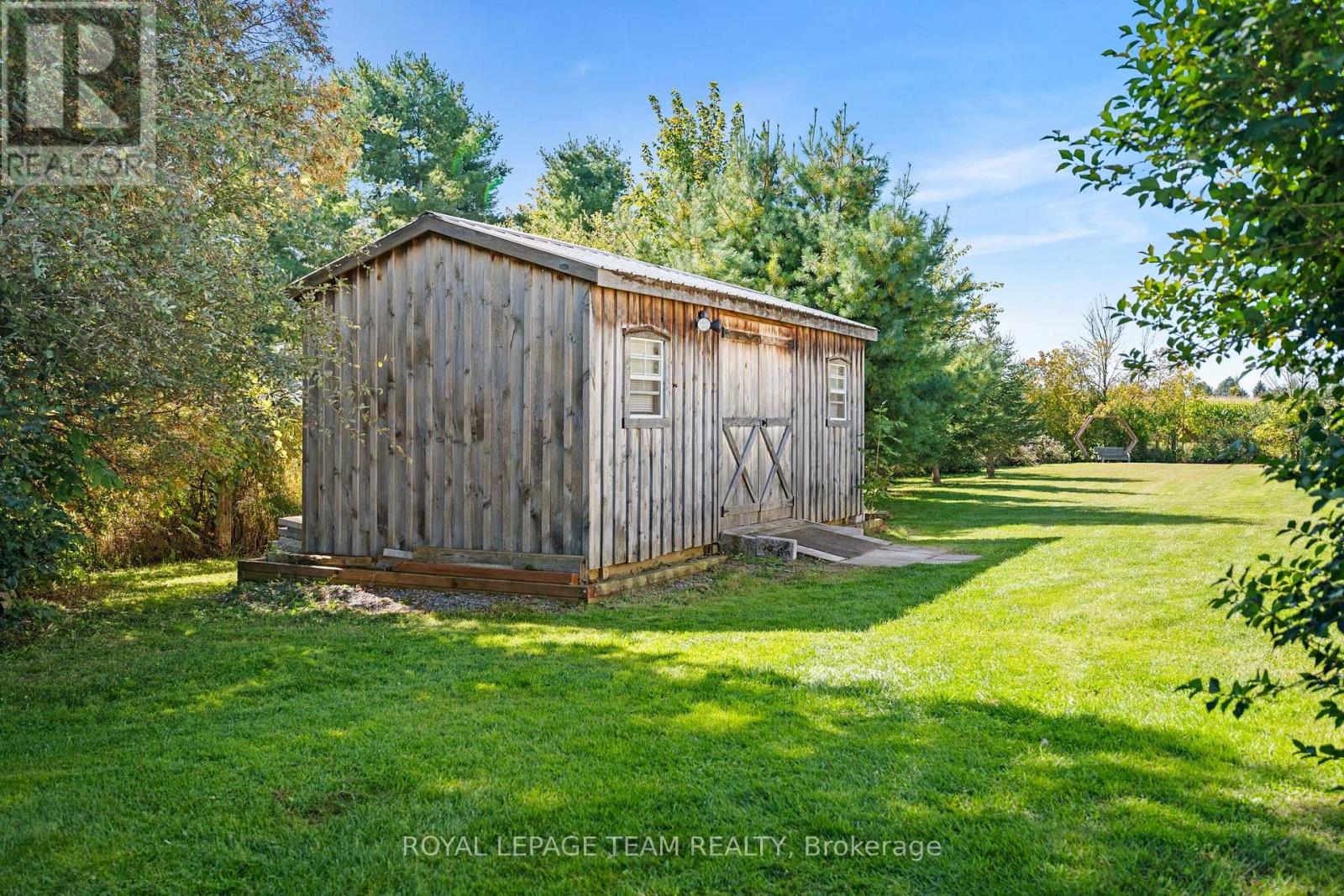 2952 LOUGH ROAD - Image 23
