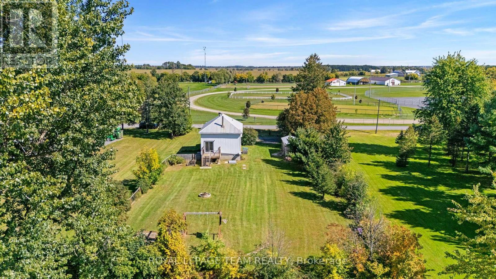 2952 LOUGH ROAD - Image 30