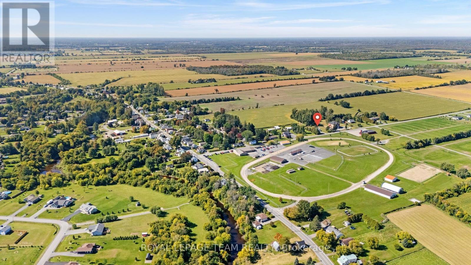 2952 LOUGH ROAD - 32