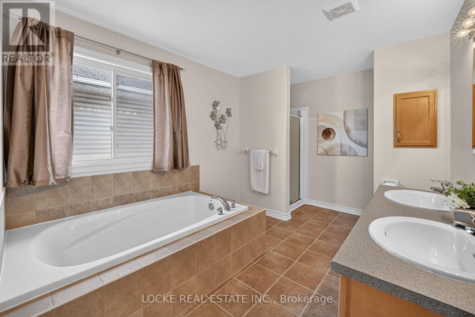 658 EVERLASTING CRESCENT - Image 30