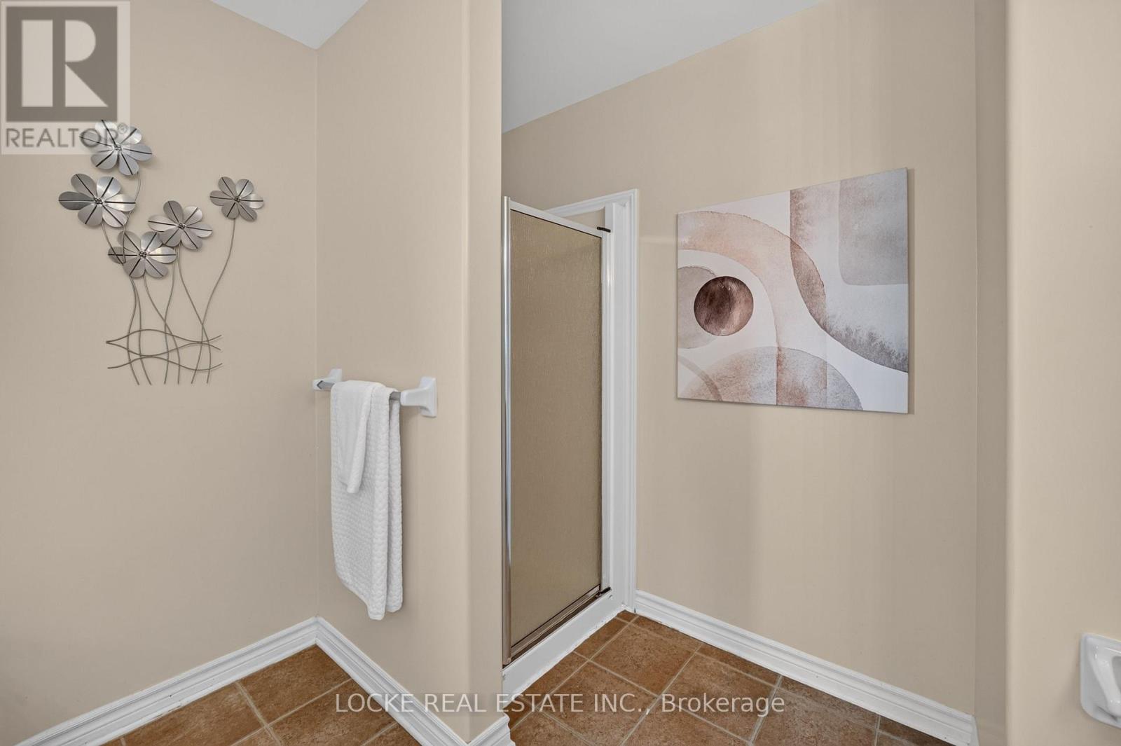 658 EVERLASTING CRESCENT - Image 32
