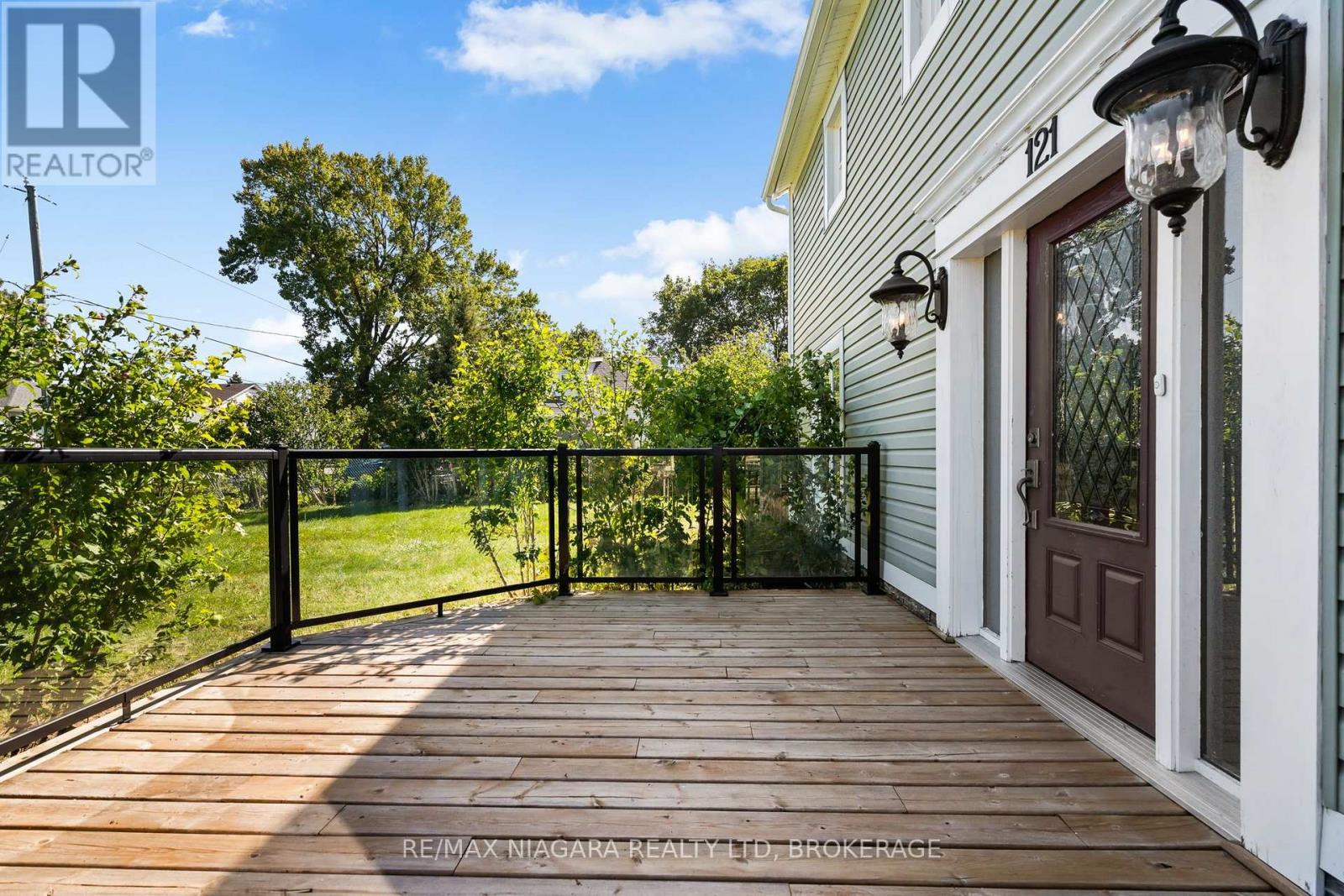121 KNOLL STREET - Image 18