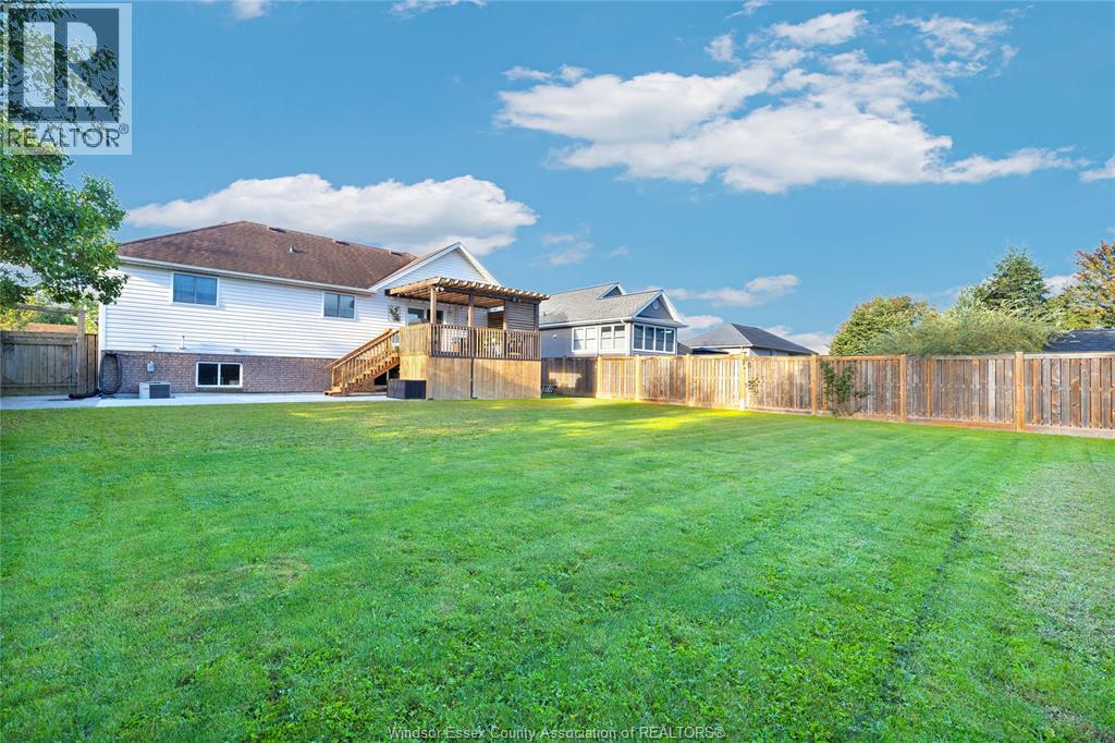 237 WOODVIEW DRIVE - 37
