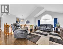 237 Woodview Drive, Essex, ON N8M3E9 Photo 12