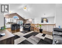 237 Woodview Drive, Essex, ON N8M3E9 Photo 13