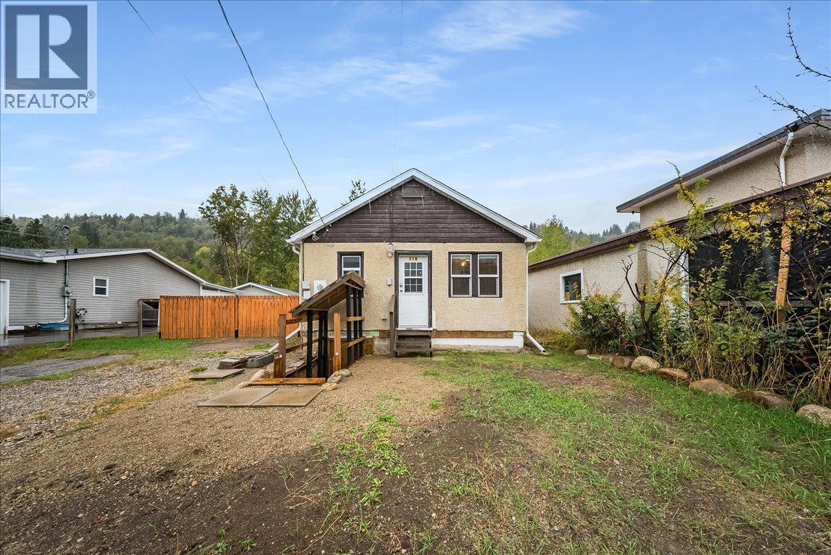 256 2nd Avenue - 11