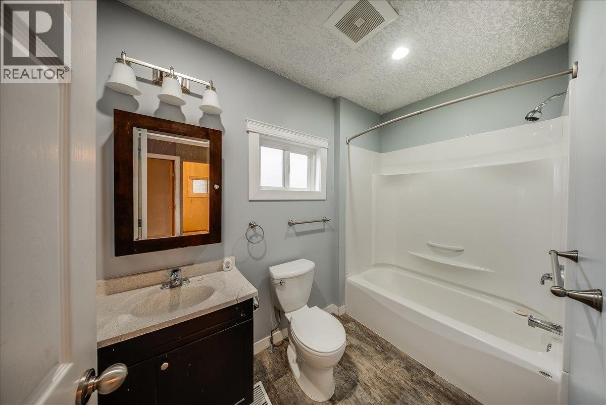 256 2nd Avenue - 15