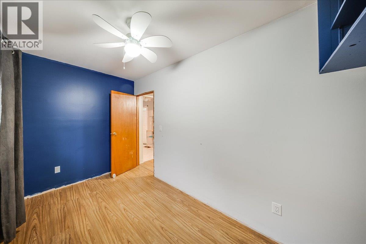 256 2nd Avenue - Image 22