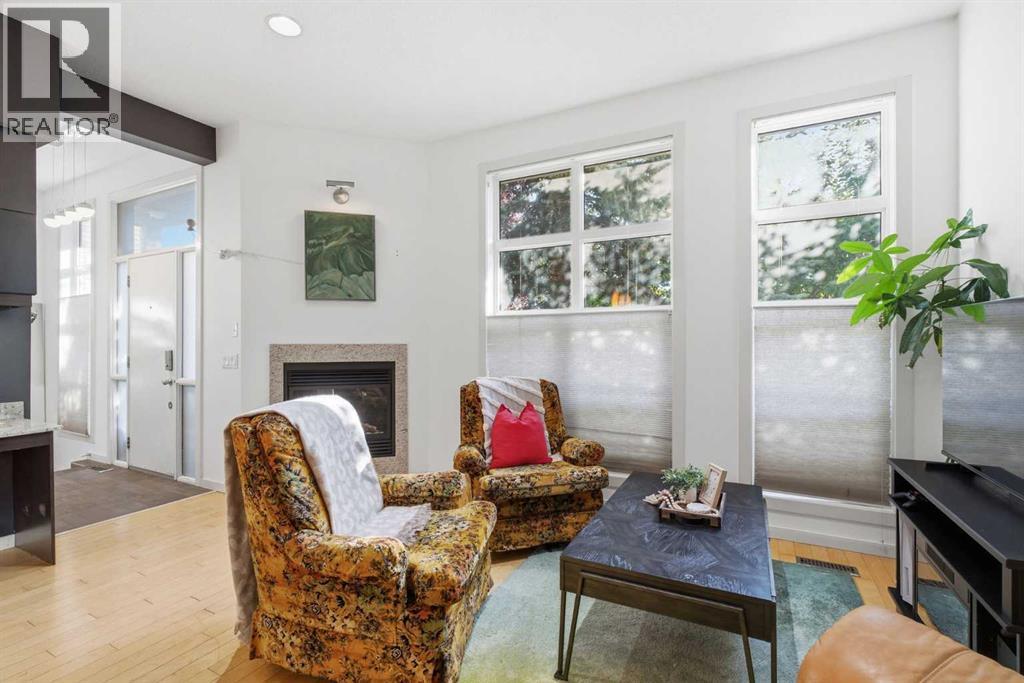 #1 1911 28 Street SW - 16