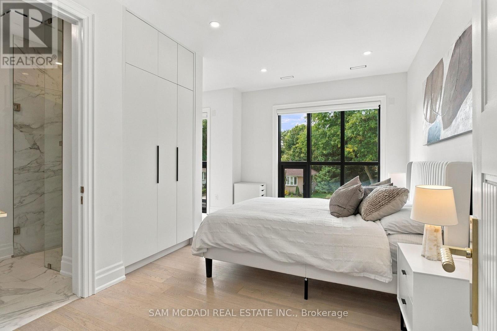6 NORTH HILLS TERRACE - Image 27