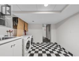55 Wembley Road, Toronto, ON M6C2G1 Photo 27