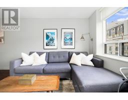 808 - 5 Rosehill Avenue, Toronto, ON M4T3A6 Photo 6