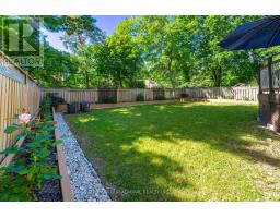 9 Calderon Crescent, Toronto, ON M2R2E4 Photo 29