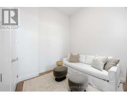 101 - 2 Forest Hill Road, Toronto, ON M4V2L3 Photo 17