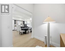 101 - 2 Forest Hill Road, Toronto, ON M4V2L3 Photo 23