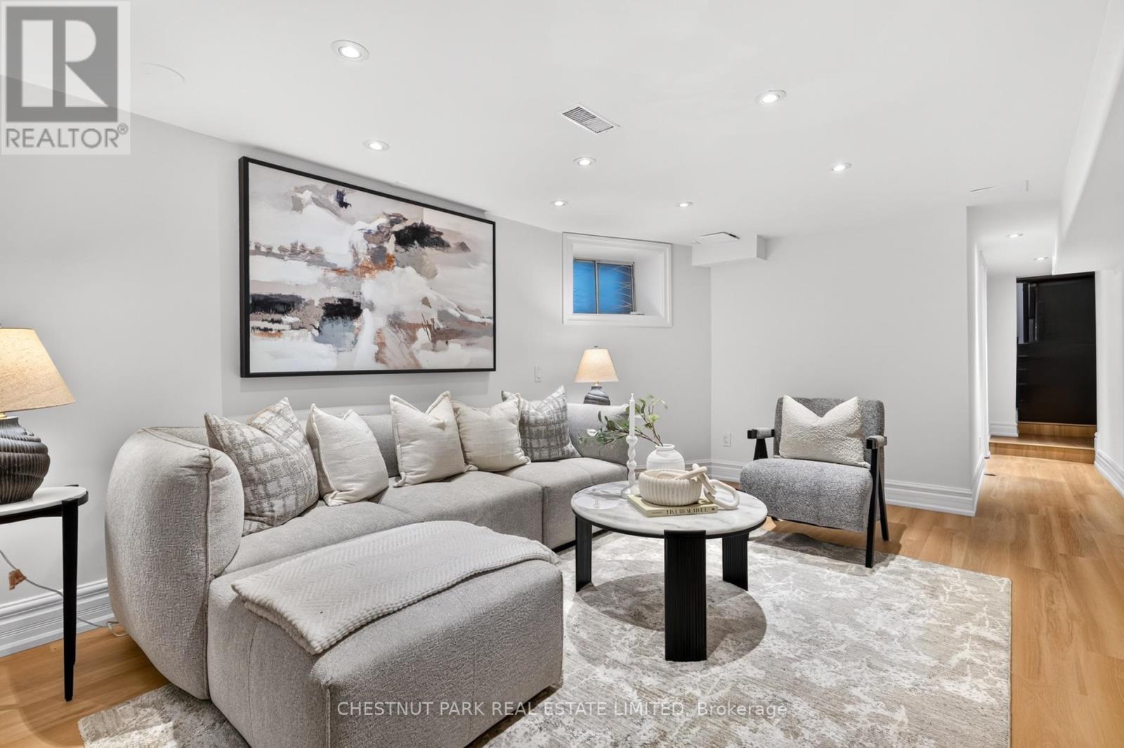 86 CAMBRIDGE AVENUE - 34
