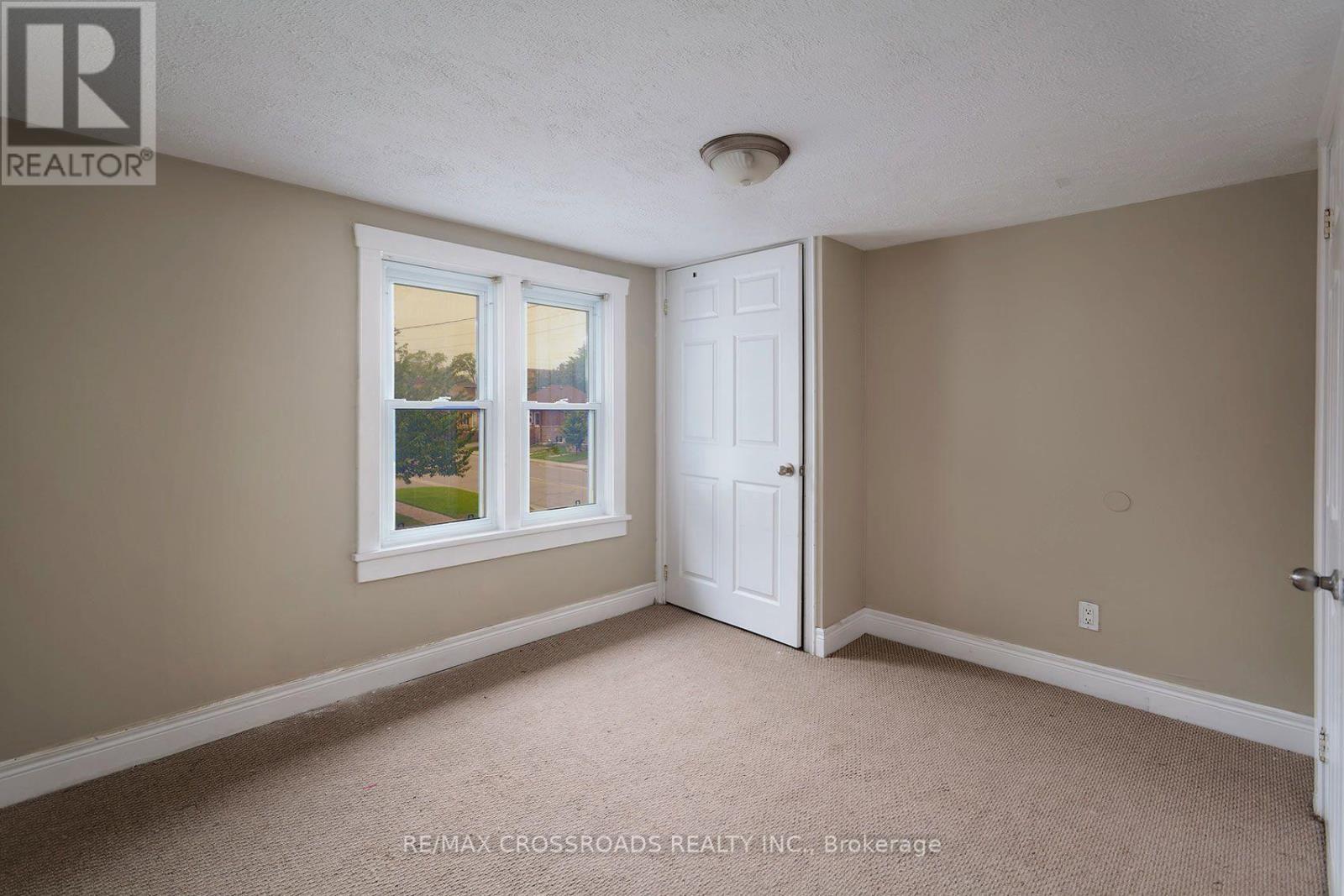 313 OLIVE AVENUE - Image 22