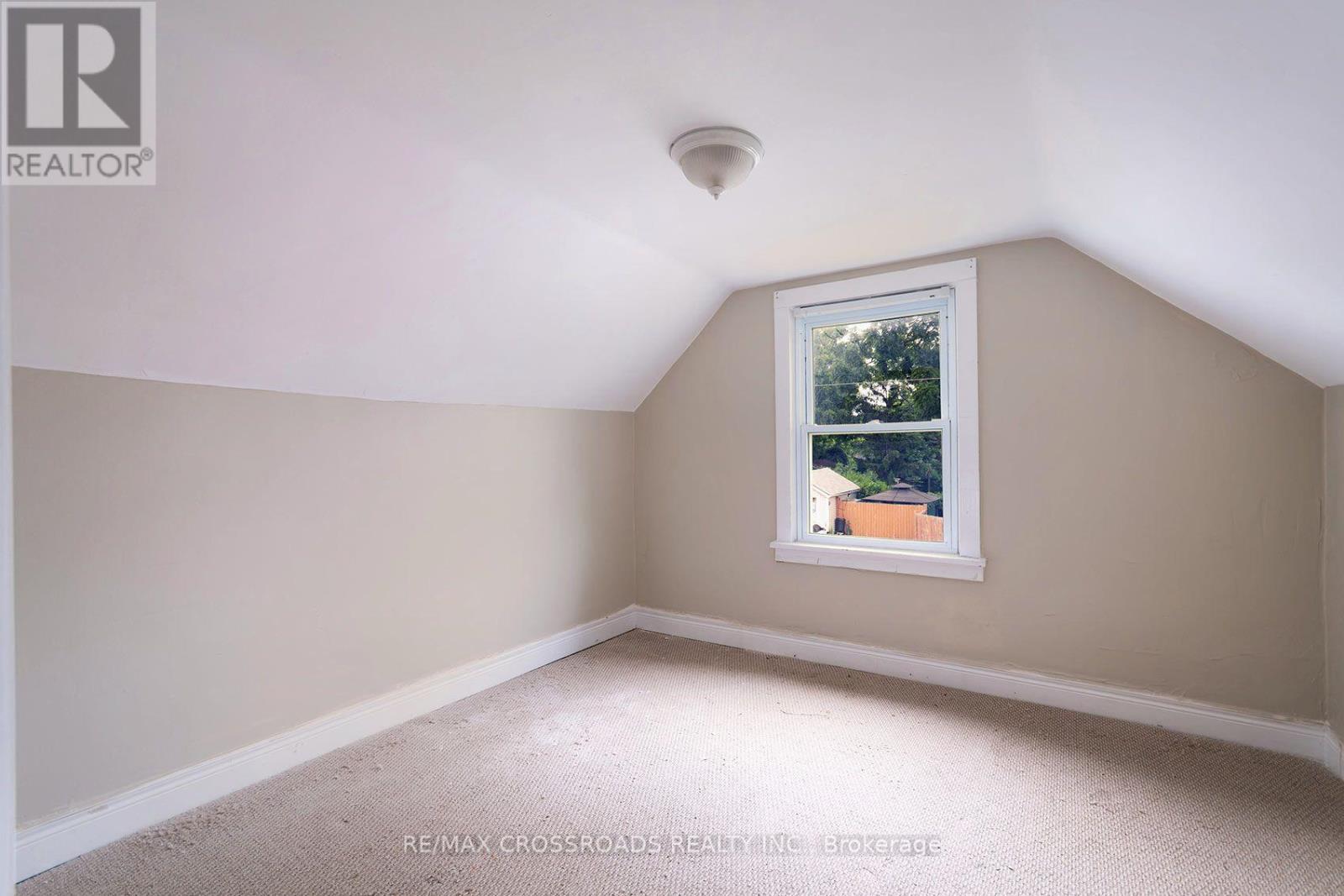 313 OLIVE AVENUE - Image 25