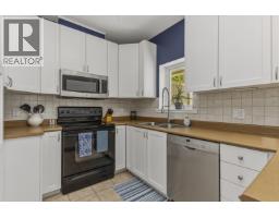 2 1200 Edgewater Drive, Squamish, BC V8B0E7 Photo 11