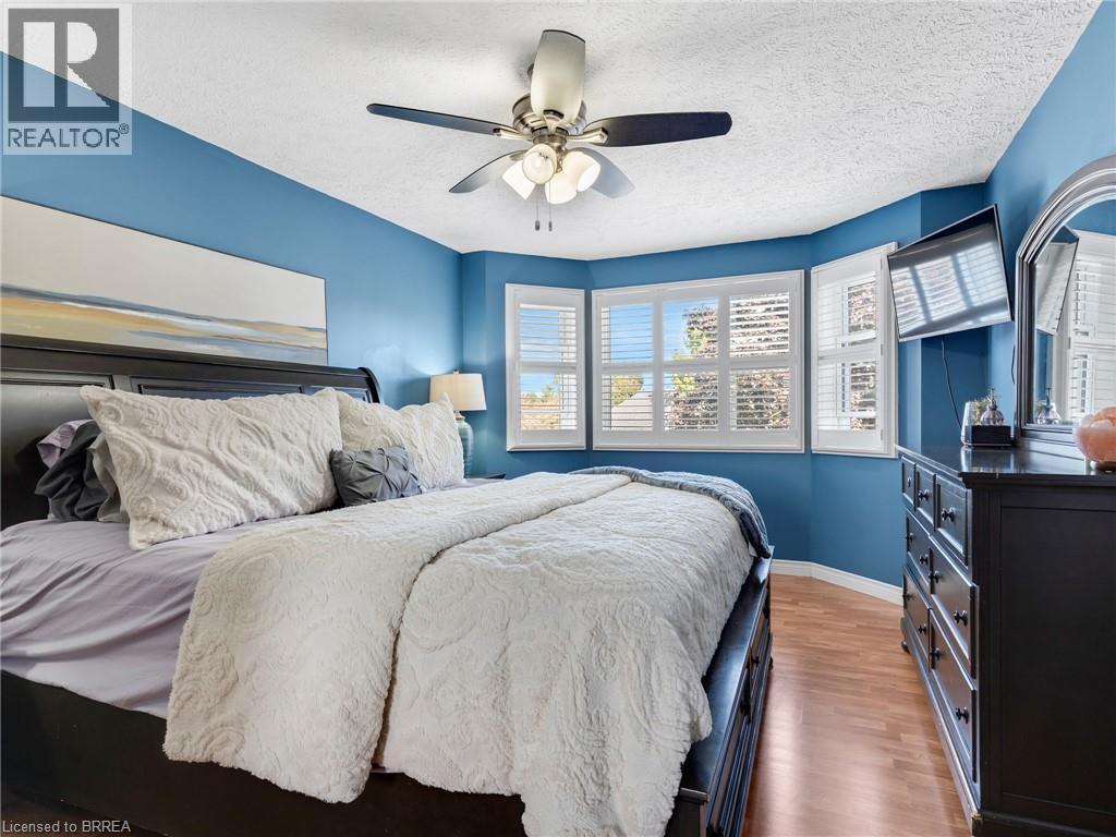 42 EMIDIO Crescent - 25