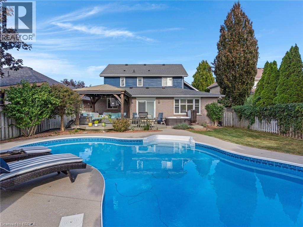 42 EMIDIO Crescent - 47