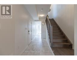 136 Keppel Circle, Brampton, ON L7A5K7 Photo 8