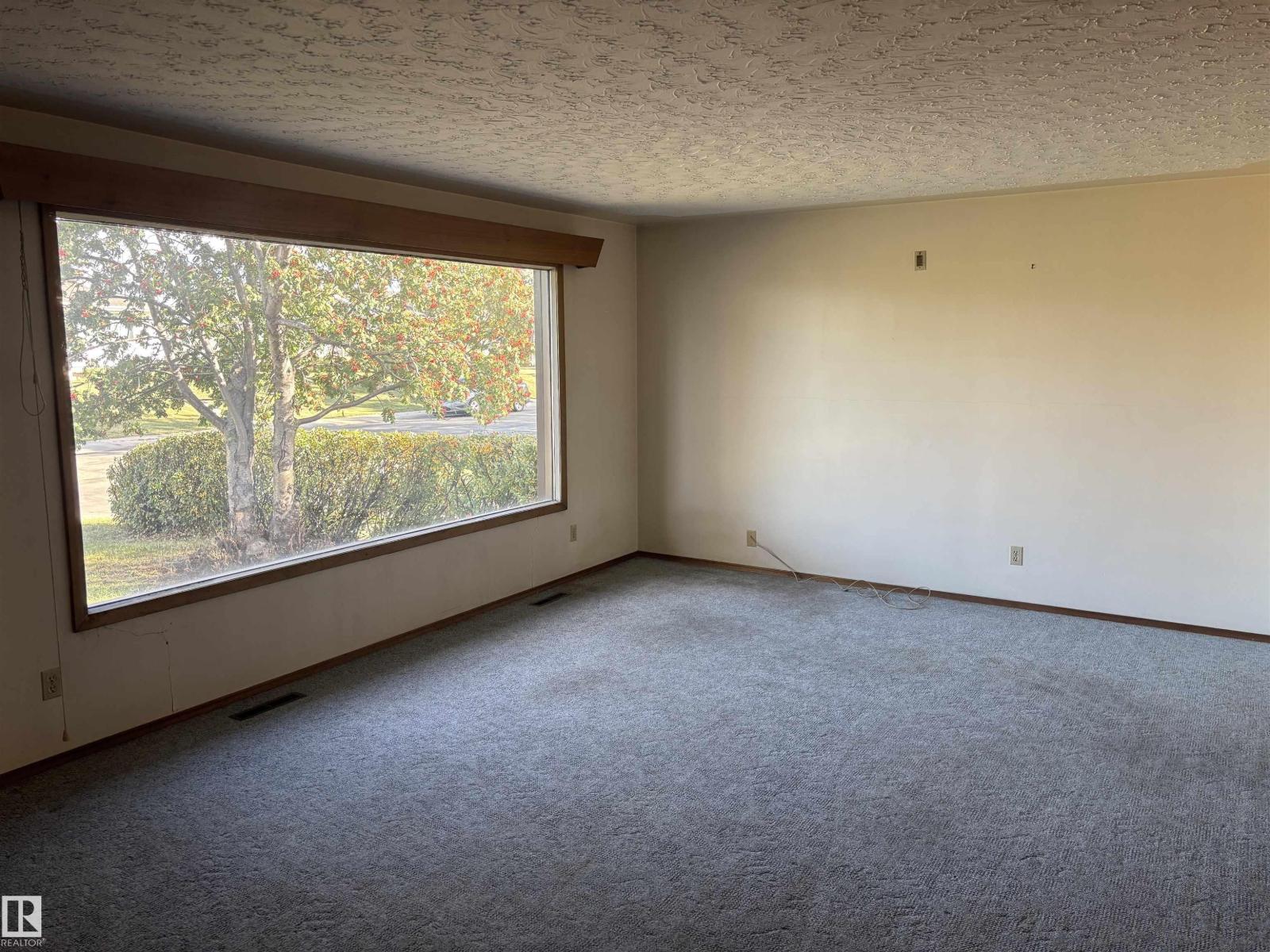 [private address] - Image 4