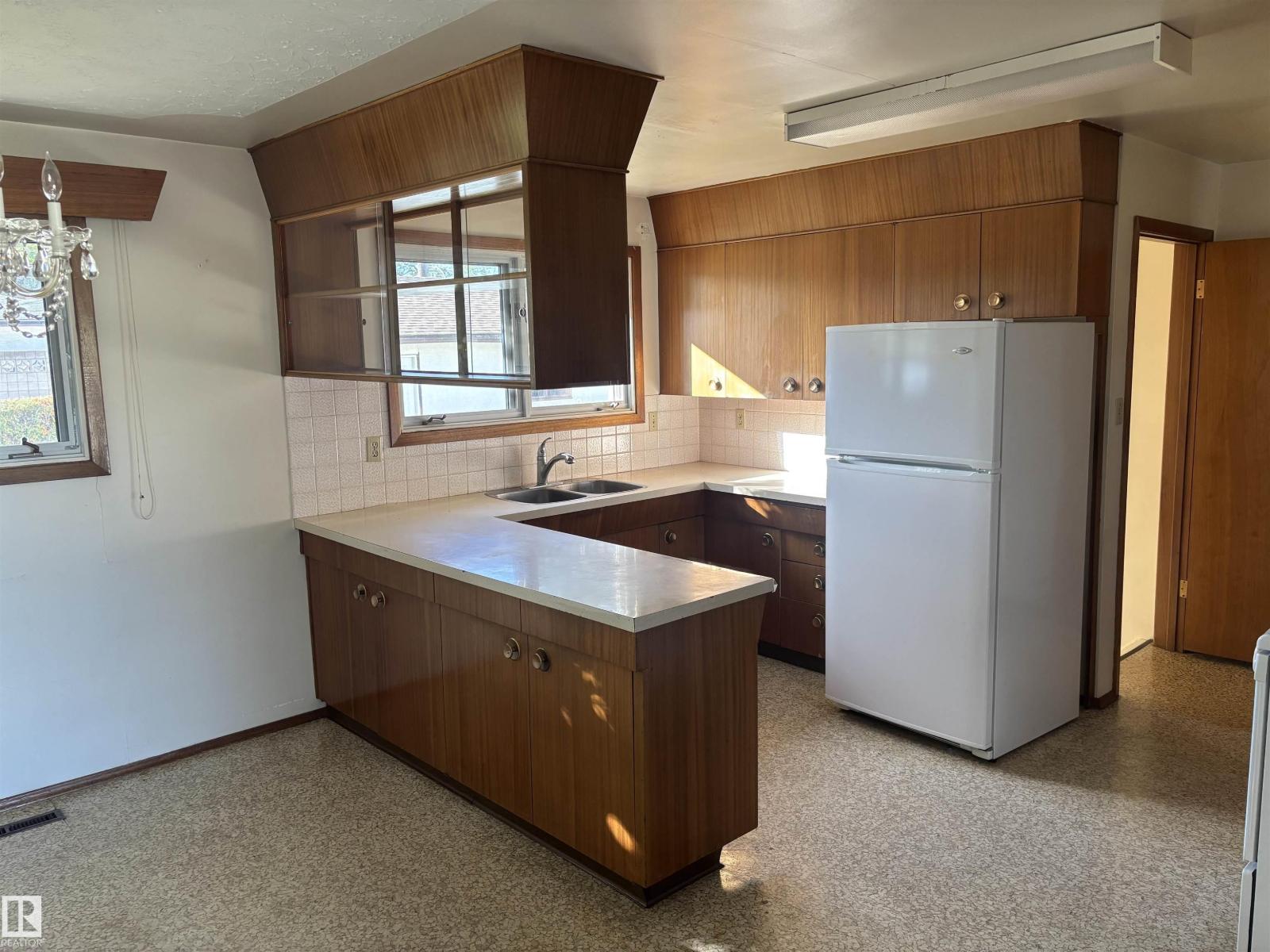 [private address] - Image 6