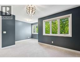 3pc Bathroom - 2022 43 Avenue Sw, Calgary, AB T2T2N2 Photo 22