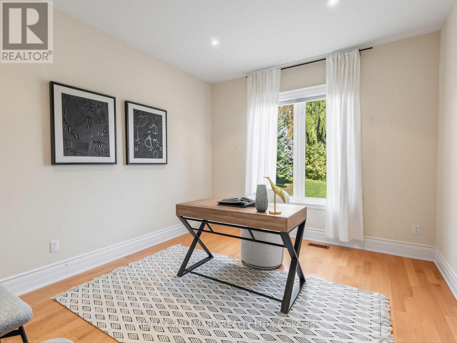 8 RIDGLEY COURT - 15
