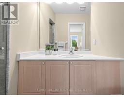 8 Ridgley Court, Richmond Hill, ON L4B4N3 Photo 23