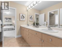 8 Ridgley Court, Richmond Hill, ON L4B4N3 Photo 25