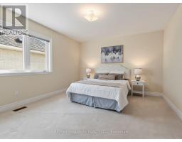 8 Ridgley Court, Richmond Hill, ON L4B4N3 Photo 26