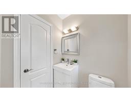 Family room - 174 Canyon Hill Avenue, Richmond Hill, ON L4C0R3 Photo 6