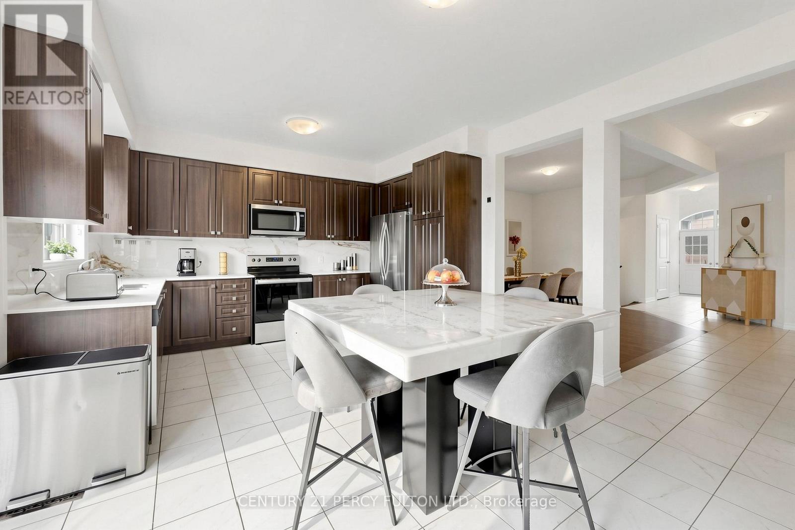 166 FERRAGINE CRESCENT - Image 14