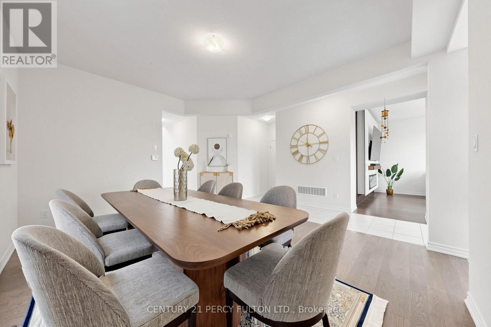 166 FERRAGINE CRESCENT - Image 17