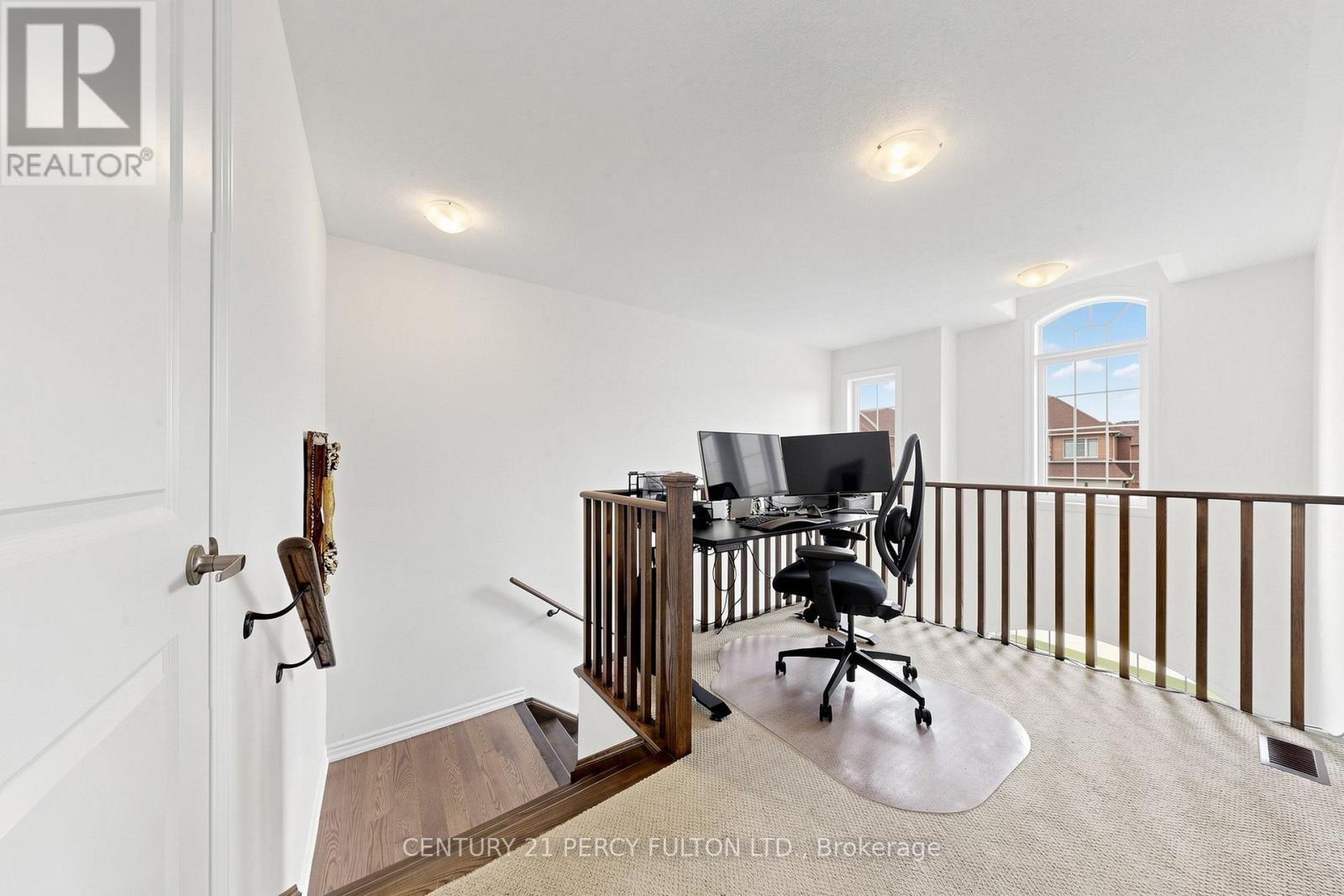 166 FERRAGINE CRESCENT - Image 19