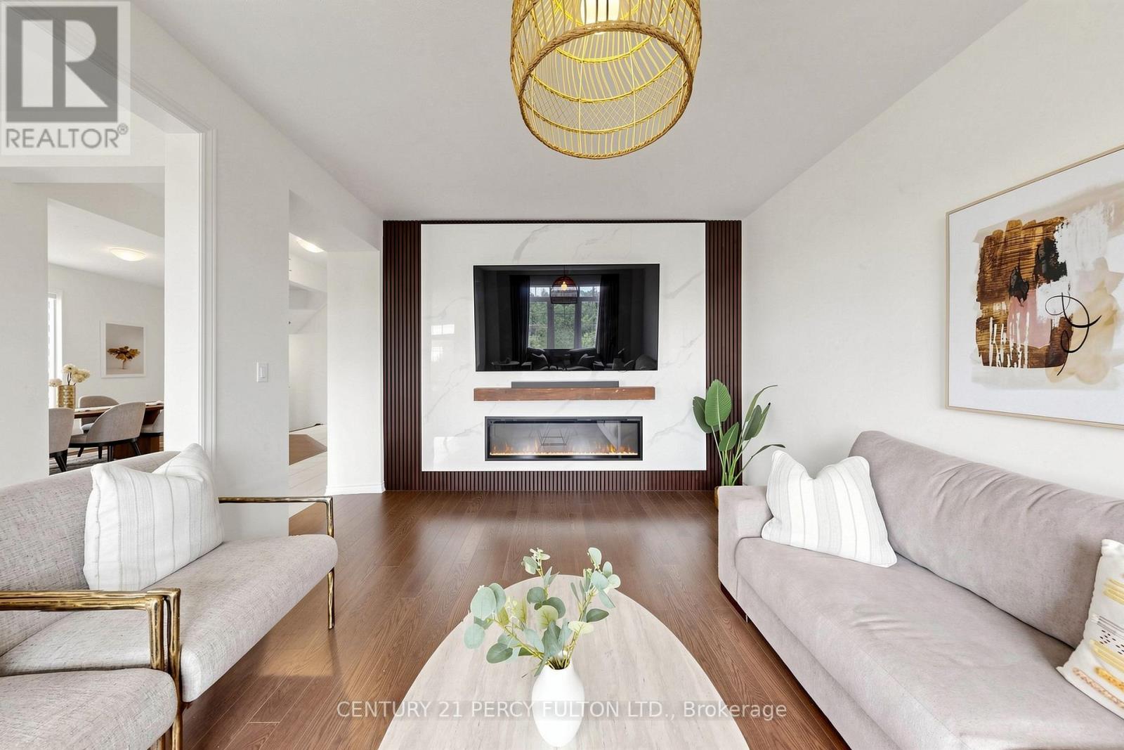 166 FERRAGINE CRESCENT - Image 6
