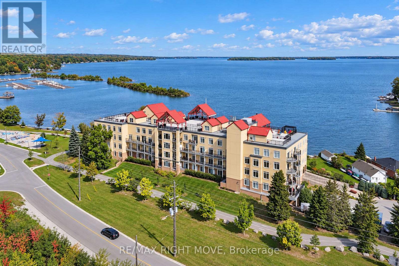 #301 140 CEDAR ISLAND ROAD - Image 40