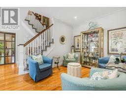 Foyer - 3602 Forest Bluff Crescent, Mississauga, ON L5N7W2 Photo 8