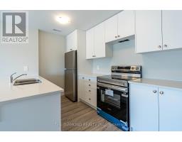 80 - 130 Otterbein Road, Kitchener, ON N2B3E4 Photo 13