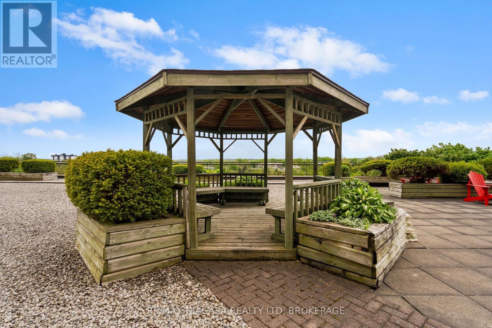 #502 7 GALE CRESCENT - Image 4
